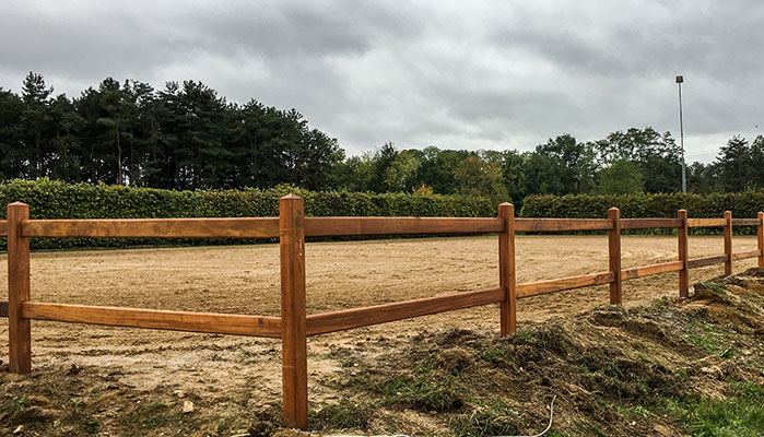 Houten weide omheining